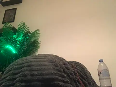 UKdevil1 online show from October 24, 2025, 4:39 pm