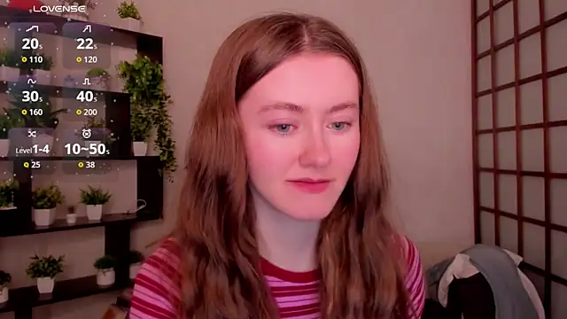 KateCuddle online show from April 7, 2026, 2:46 am