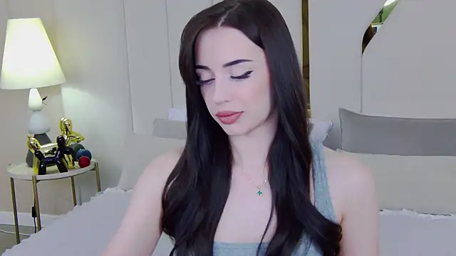 Snapshot of Betty_Bridge chatting on February 4, 2026, 5:35 am Betty Bridge online show from February 4, 2026, 5:35 am