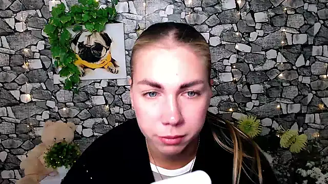 Sport Tall Doll online show from October 7, 2025, 9:54 am