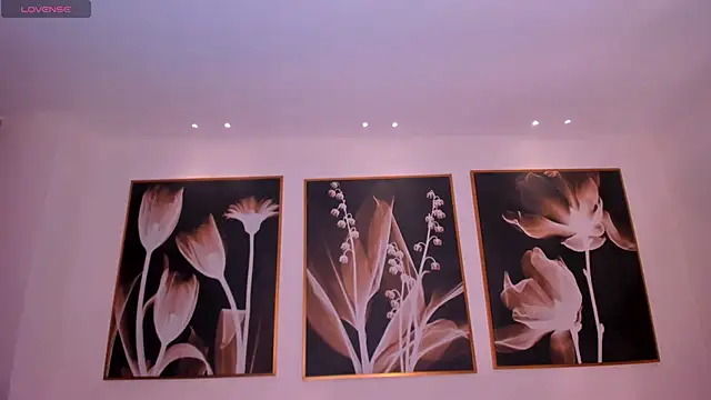 KendraClarkX online show from February 17, 2026, 4:43 am