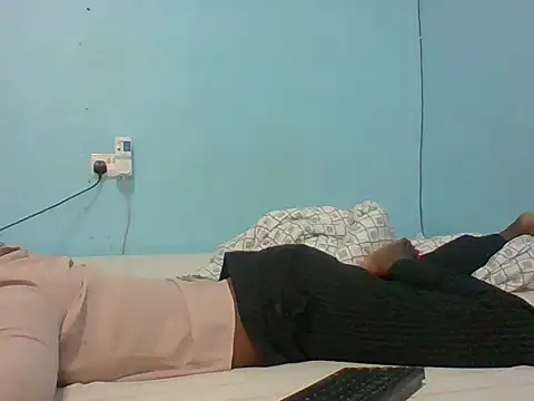 Snapshot of Eminent_Ride chatting on October 24, 2025, 11:09 am Eminent Ride online show from October 24, 2025, 11:09 am