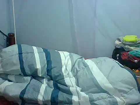 Snapshot of Eminent_Ride chatting on November 12, 2025, 12:48 am Eminent Ride online show from November 12, 2025, 12:48 am