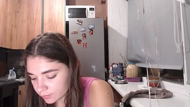 Snapshot of delightful_sofi chatting on December 3, 2025, 7:35 pm delightful sofi online show from December 3, 2025, 7:35 pm