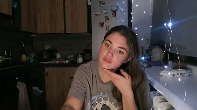 Snapshot of delightful_sofi chatting on December 2, 2025, 7:26 pm delightful sofi online show from December 2, 2025, 7:26 pm