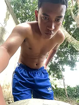 suarezz online show from October 26, 2025, 4:40 pm