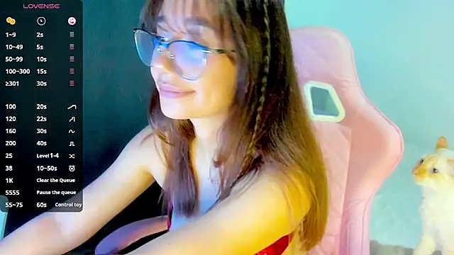 Snapshot of sofimendoza chatting on July 1, 2026, 8:14 am sofimendoza online show from July 1, 2026, 8:14 am