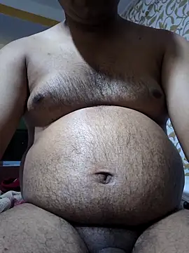 Kolkataboyroy online show from April 7, 2026, 7:59 pm