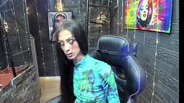 Snapshot of kissingdevil chatting on March 4, 2026, 8:38 pm kissingdevil online show from March 4, 2026, 8:38 pm