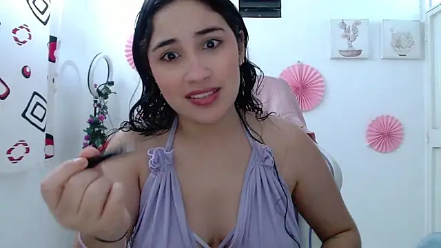 InocentHeaven1 online show from November 12, 2025, 1:15 pm