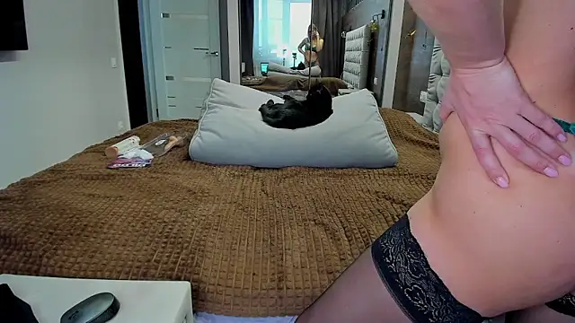 FitKate online show from December 4, 2024, 4:04 am