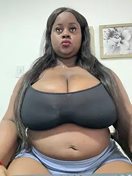 Snapshot of sharik-browns chatting on June 17, 2026, 5:23 pm sharik-browns online show from June 17, 2026, 5:23 pm