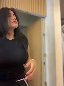 Snapshot of clarachanelricek chatting on November 14, 2025, 7:17 pm clarachanelricek online show from November 14, 2025, 7:17 pm