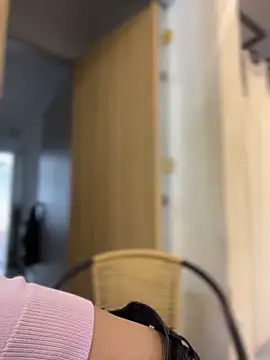 clarachanelricek online show from February 19, 2026, 8:28 pm