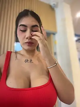 Snapshot of clarachanelricek chatting on November 8, 2025, 8:34 pm clarachanelricek online show from November 8, 2025, 8:34 pm