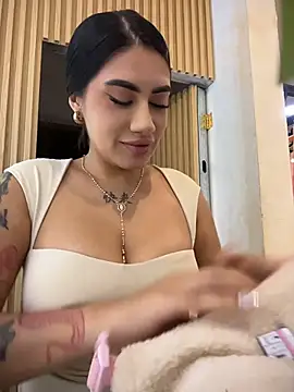 clarachanelricek online show from April 18, 2026, 11:16 pm