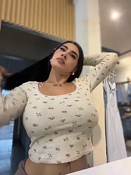 clarachanelricek online show from December 17, 2025, 7:41 pm