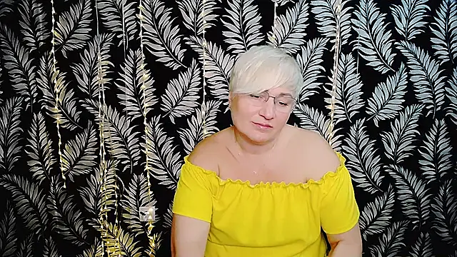 Olivia playful online show from March 5, 2026, 12:57 pm