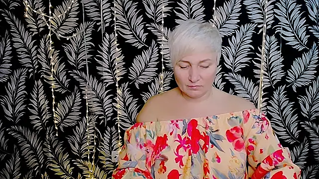 Olivia playful online show from November 28, 2025, 11:21 am