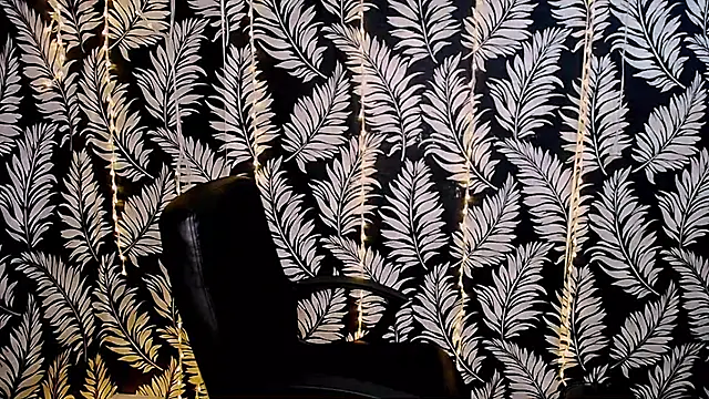 Olivia playful online show from September 12, 2025, 11:21 am