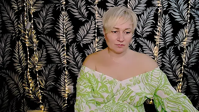 Olivia playful online show from March 10, 2025, 12:28 pm