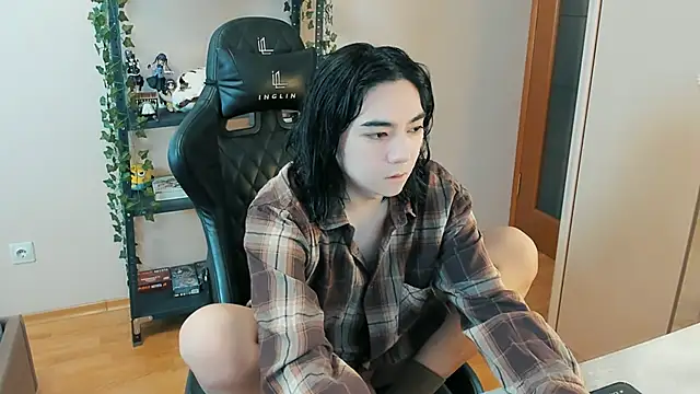 Snapshot of Judame_Aoi chatting on February 27, 2025, 12:45 pm Judame Aoi online show from February 27, 2025, 12:45 pm