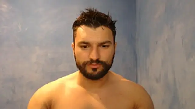 Snapshot of alex_blu chatting on June 18, 2026, 11:26 am alex blu online show from June 18, 2026, 11:26 am