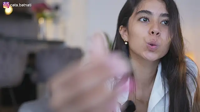 Snapshot of cata_batnati chatting on November 27, 2025, 4:29 pm cata batnati online show from November 27, 2025, 4:29 pm