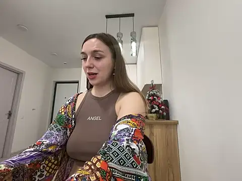 Janeee online show from December 18, 2025, 10:19 am