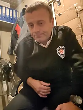 muscularsexy online show from November 12, 2025, 2:37 am