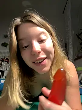 Snapshot of kimczii chatting on November 14, 2025, 7:23 am kimczii online show from November 14, 2025, 7:23 am