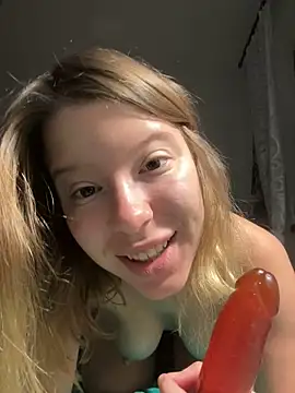 Snapshot of kimczii chatting on November 24, 2025, 7:19 am kimczii online show from November 24, 2025, 7:19 am