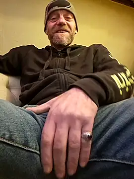 eddouxxx78 online show from February 14, 2025, 3:58 pm