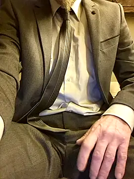 eddouxxx78 online show from March 9, 2026, 5:05 pm