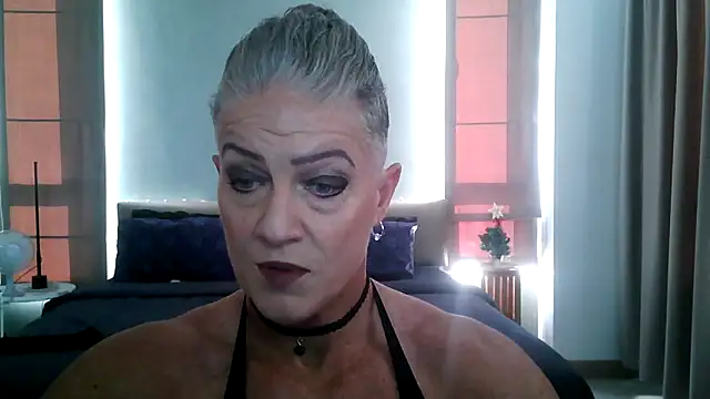 Snapshot of Devon2020 chatting on December 18, 2025, 9:14 am Devon2020 online show from December 18, 2025, 9:14 am