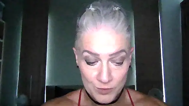 Snapshot of Devon2020 chatting on November 18, 2025, 8:50 am Devon2020 online show from November 18, 2025, 8:50 am