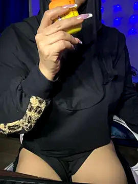 Snapshot of Jameela chatting on November 25, 2025, 1:39 am Jameela online show from November 25, 2025, 1:39 am