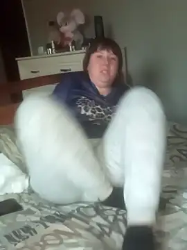 Snapshot of explored_romantic chatting on November 7, 2025, 12:31 pm explored romantic online show from November 7, 2025, 12:31 pm