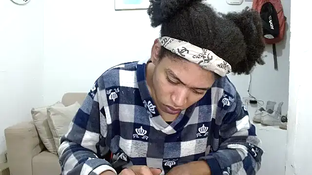 angelamarie1 online show from February 26, 2026, 4:01 am