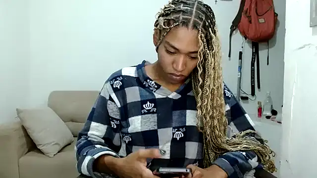 angelamarie1 online show from December 3, 2025, 10:36 am