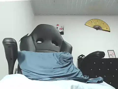 pamelabigcock69 online show from March 13, 2026, 3:44 am