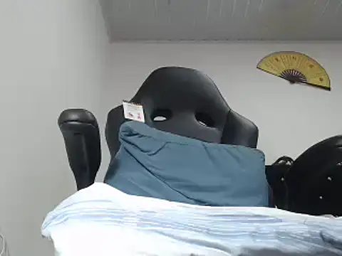 pamelabigcock69 online show from March 11, 2026, 1:16 pm