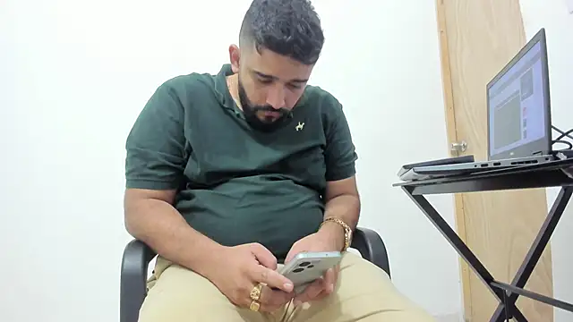 isearchcompany online show from October 24, 2025, 2:27 pm