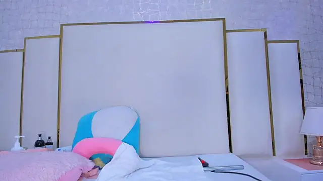 Snapshot of paola_rodriguez chatting on November 26, 2025, 12:05 pm paola rodriguez online show from November 26, 2025, 12:05 pm