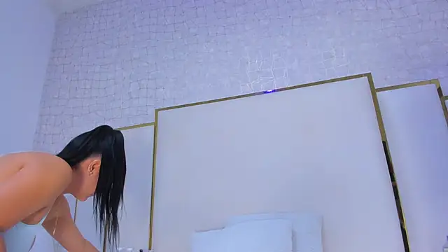 Snapshot of paola_rodriguez chatting on November 23, 2025, 11:31 am paola rodriguez online show from November 23, 2025, 11:31 am