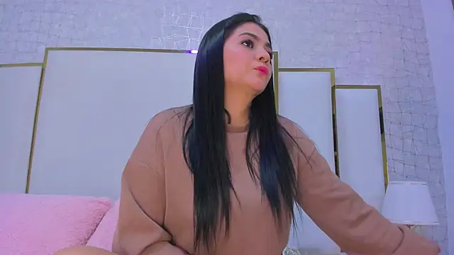 Snapshot of paola_rodriguez chatting on November 29, 2025, 11:32 am paola rodriguez online show from November 29, 2025, 11:32 am