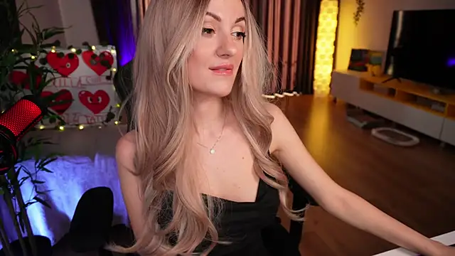 Snapshot of ShyNdWild chatting on February 25, 2025, 2:37 pm ShyNdWild online show from February 25, 2025, 2:37 pm