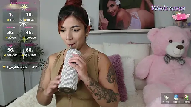 Snapshot of vane_lopez_ chatting on March 5, 2025, 11:16 pm vane lopez online show from March 5, 2025, 11:16 pm