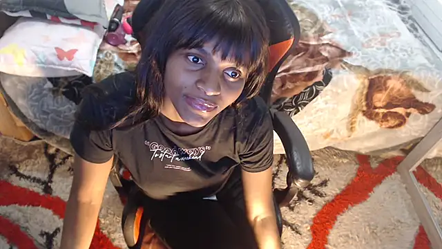 sexyjustin202 online show from February 3, 2026, 2:53 am