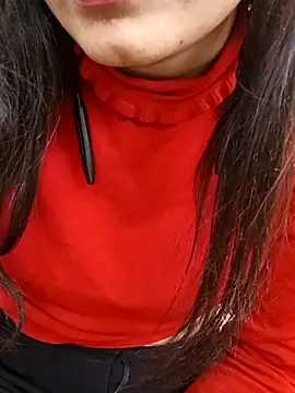 CuteSarikaLIVE online show from December 4, 2025, 4:00 am